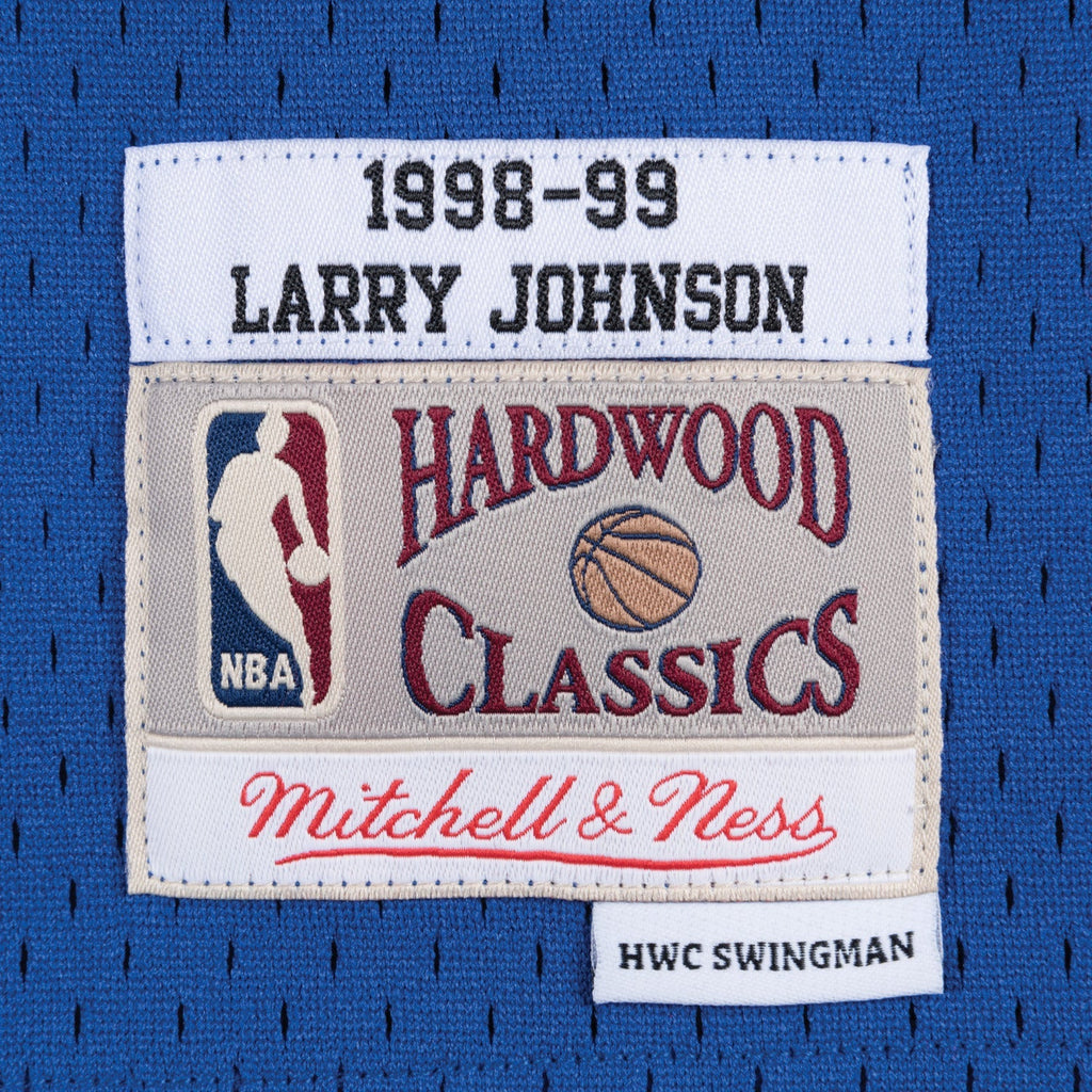 Mitchell & Ness Knicks 1998 Larry Johnson Road Jersey product image 3