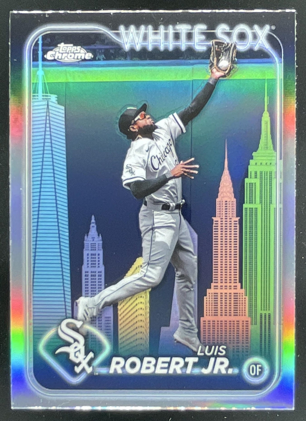 2024 Topps Chrome Big Apple Refractor #86 Luis Robert Jr. product image 1, provided for visual reference and product detail