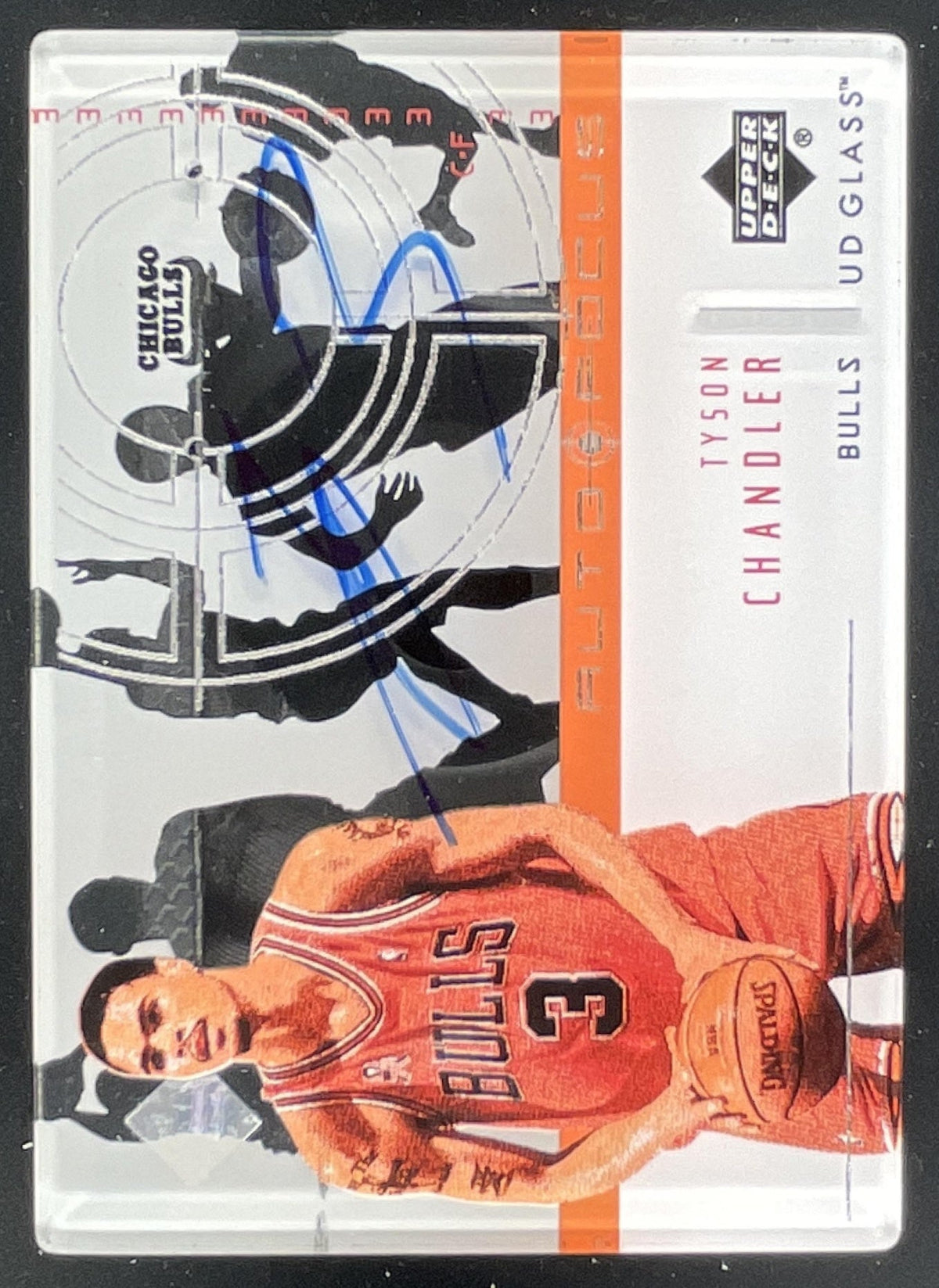2002-03 Upper Deck Glass Auto Focus #TC Tyson Chandler Autograph Auto product image 1, provided for visual reference and