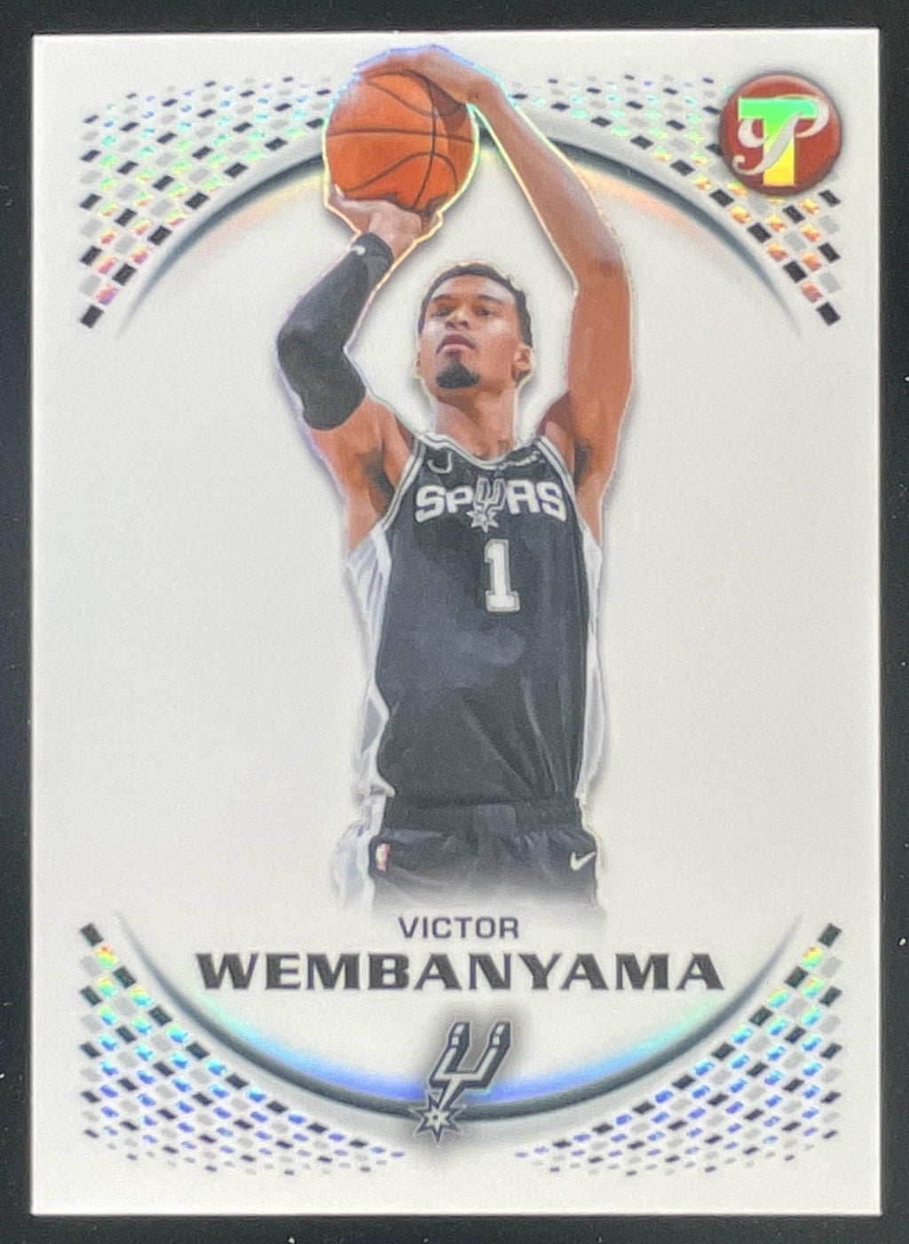 2025-26 Topps Pristine Refractor #79 Victor Wembanyama product image 1, provided for visual reference and product detail