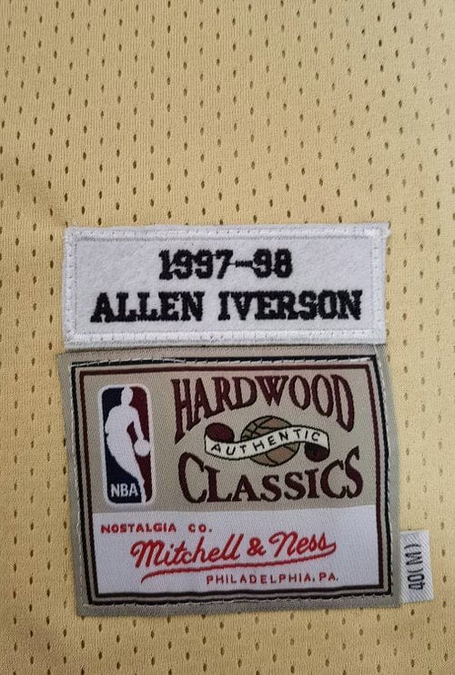 Allen Iverson Philadelphia 76ers 1997/98 Hardwood Classics product image 2