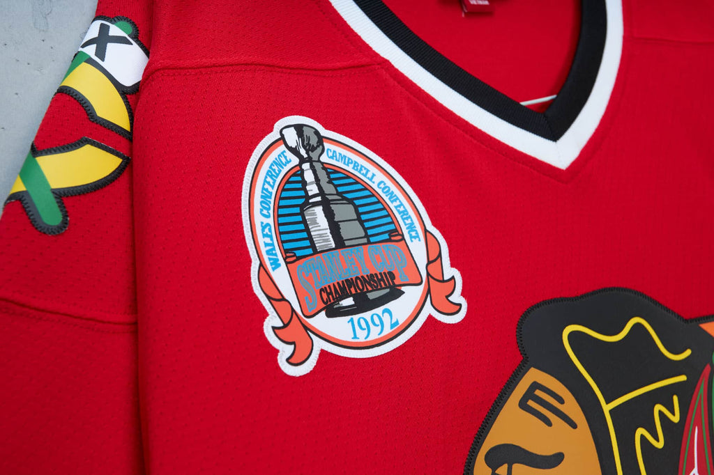 Chris Chelios Chicago Blackhawks NHL Mitchell & Ness Men Red 1992 Blue Line Authentic Jersey product image 5, provided for