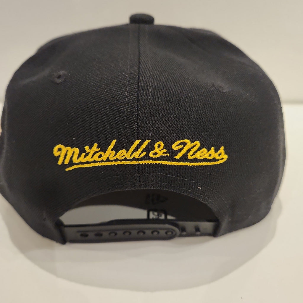 Los Angeles Lakers NBA Mitchell & Ness Men Black Patch Overload Snapback product image 5, provided for visual reference and
