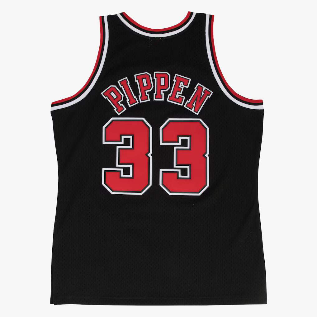 Men's Chicago Bulls Scottie Pippen Mitchell & Ness Black product image 2