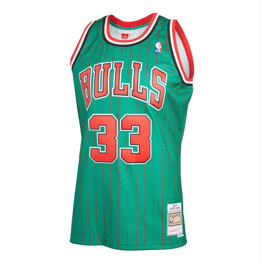 Men's Chicago Bulls Scottie Pippen Mitchell & Ness Green product image 2