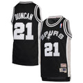 San Antonio Spurs Tim Duncan Black 1998-99 Hardwood product image 1