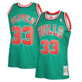 Men's Chicago Bulls Scottie Pippen Mitchell & Ness Green product image 1